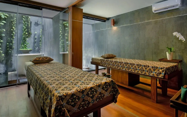 JAPA Suites & Villas