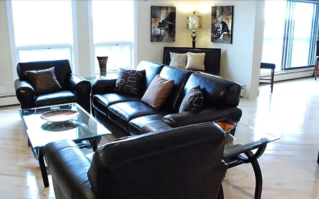 Corporate Suites of Calgary - Rosewood Estates