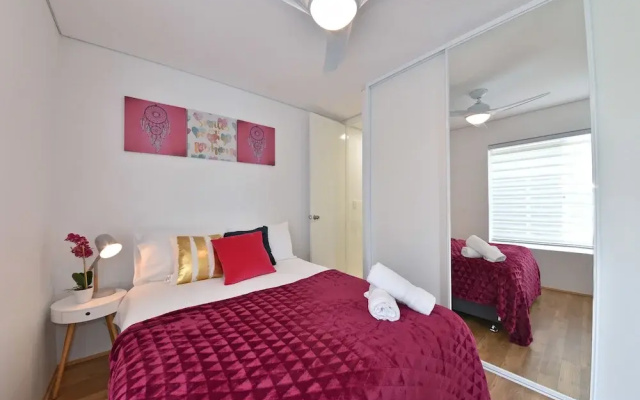 Belmont apartment near Perth City 3404