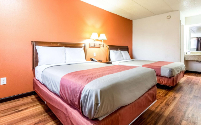Motel 6 Grove City, OH