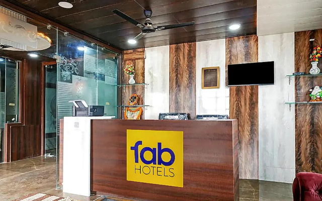 FabHotel Saumendra