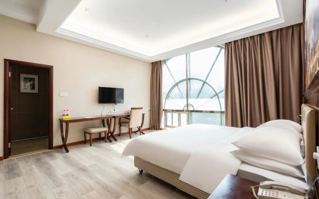 Vienna Hotel Guangzhou Shaheding Metro Station