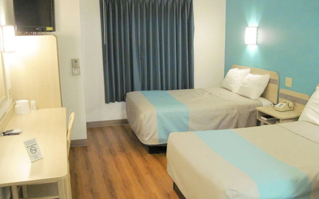 Motel6 Avoca, IA