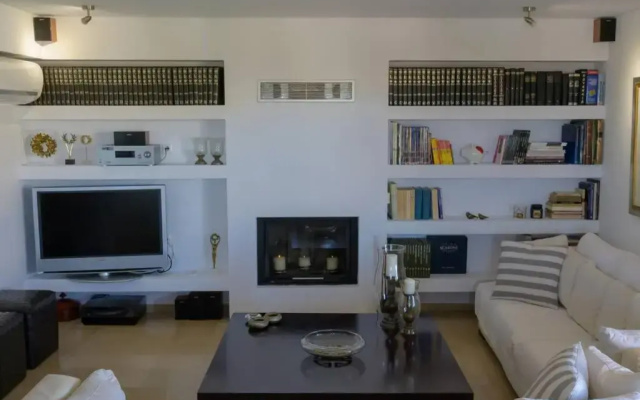 NEW!! Enjoy the Sea View at Fully Equipped 2BR House