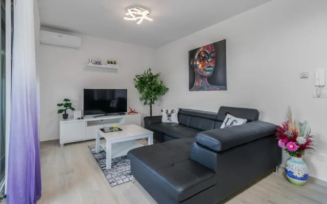 Awesome Apartment in Kostrena With Wifi and 2 Bedrooms