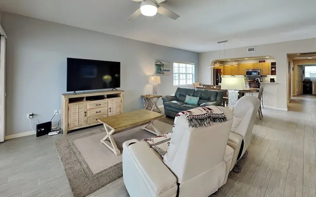 Bella Lago 324 by Distinctive Beach Rentals