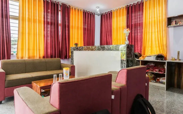 Bijaya Palace by OYO Rooms