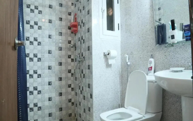 Apartment 25B11 Mixta