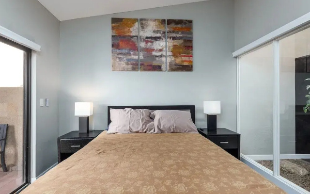 Villa Haven 2 Bedroom Townhouse by RedAwning