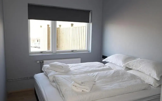 Tryggvabraut 24 One Bedroom Apartment