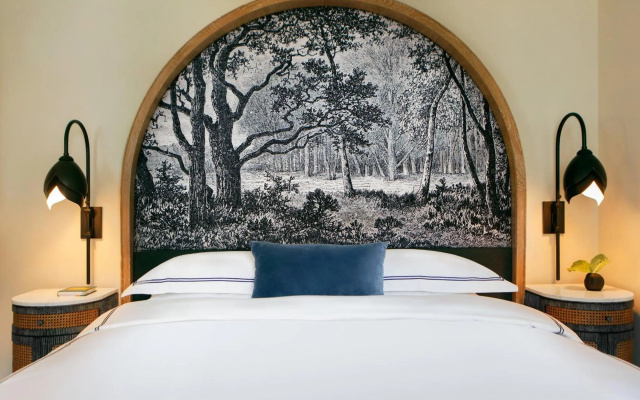 Kimpton Cottonwood by IHG