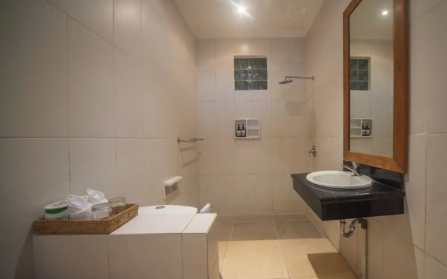 3BR Villa White Rose Central Canggu
