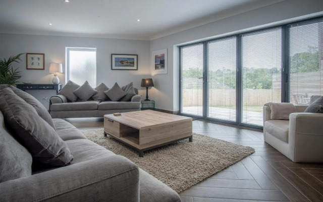 Gower View - 4 Bedroom Luxurious Holiday Home - Saundersfoot