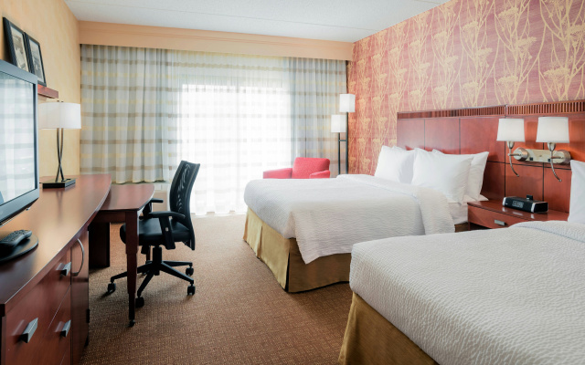 Courtyard by Marriott Chicago Naperville