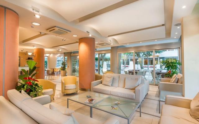 Hotel Ras