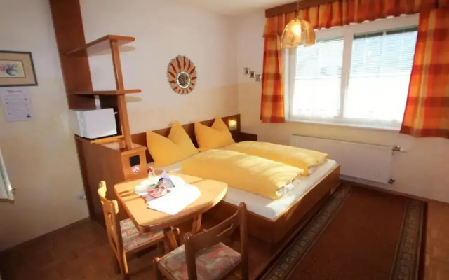 Apartment Near Nassfeld Ski Lift With Pool