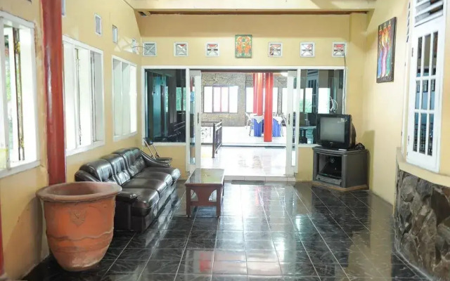 Hotel O Karya Nunggal Asri