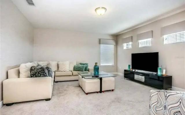 5180-5-oa-spectacular Pool and spa