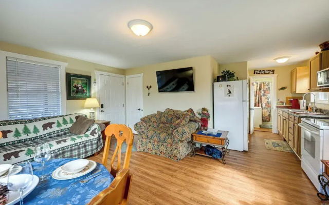 Ski, Hike & Unwind: Pet-friendly Whittier Retreat!