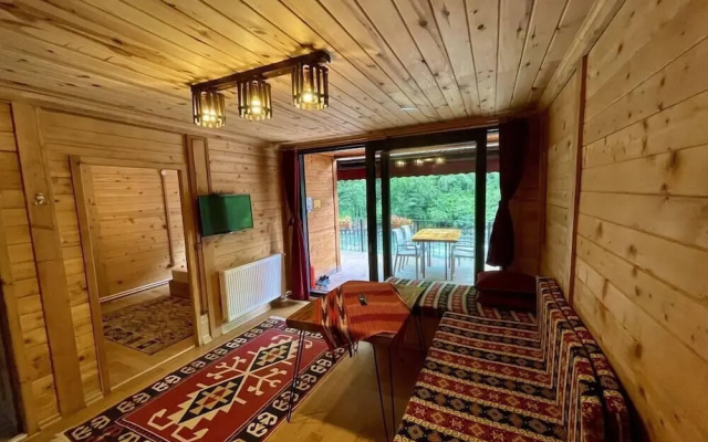 Deroni Bungalov