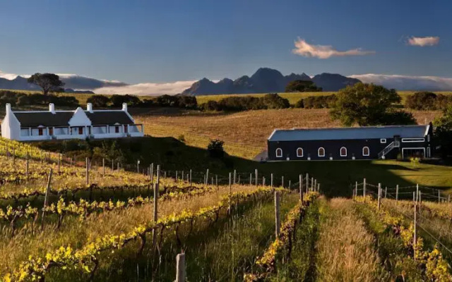 Aaldering Vineyards, Winefarm & Luxury Lodges