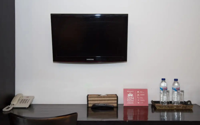 ZEN Rooms Legian Dewi Sri 3