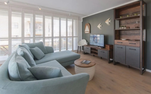 Apartment Charlie De Haan