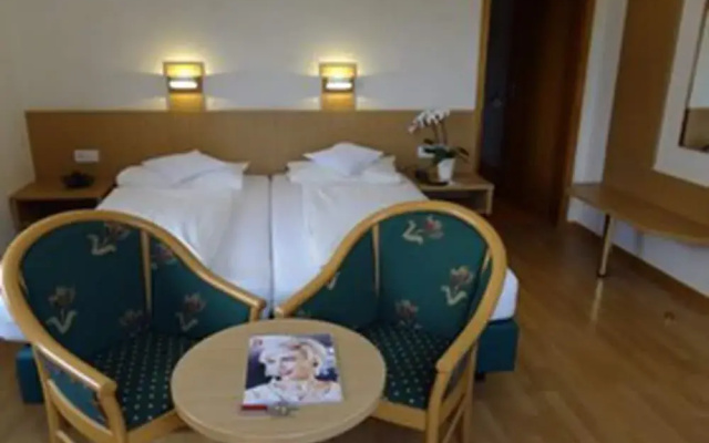 Hotel Hirsch