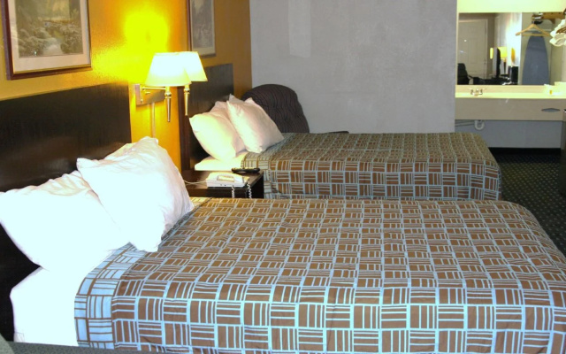 Express Inn & Suites