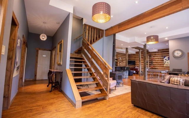 Winsome Silver Lake Perfect for family groups!