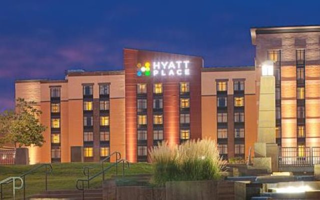 Hyatt Place Pittsburgh-North Shore in Pittsburgh, United States of America from 218$, photos, reviews - zenhotels.com hotel front