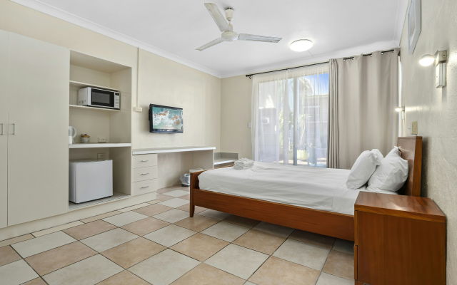 Hotel Tropiq