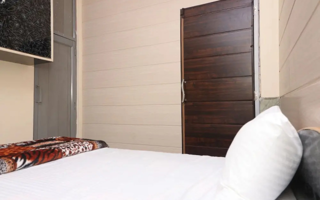 New Era Guest House by OYO Rooms