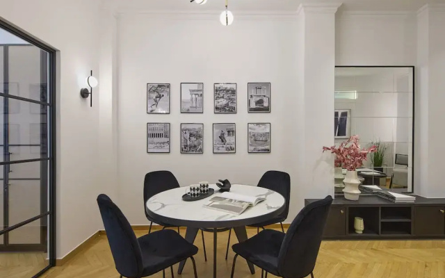 The Athenian Chic Elegant Residence in Kolonaki