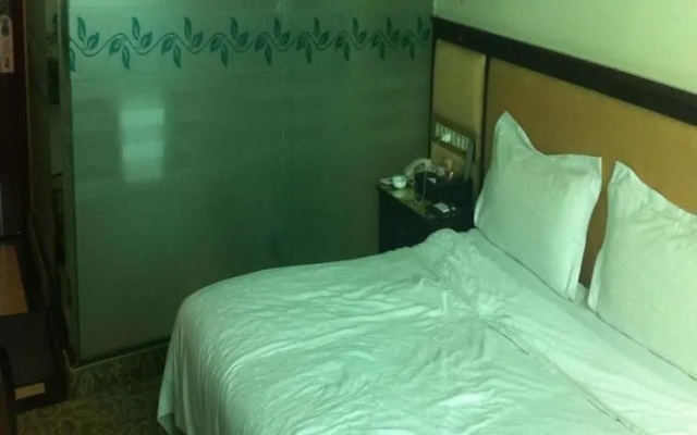 Danshui Green Tree Inn