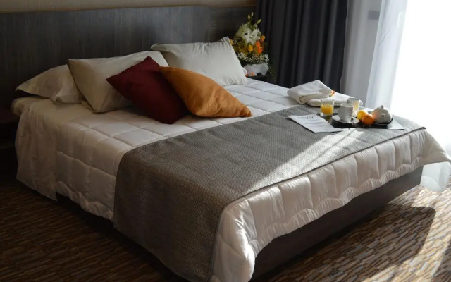 Hotel Enjoy