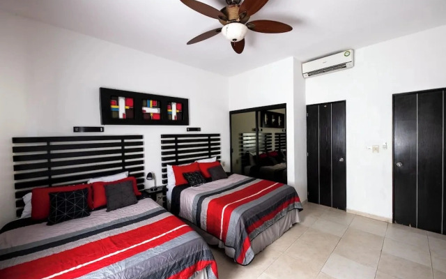 Penthouse Beach Holiday Private Jacuzzi Bbq Family Friendly Maid Service
