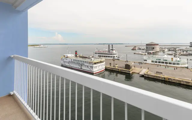 Holiday Inn Kingston Waterfront by IHG
