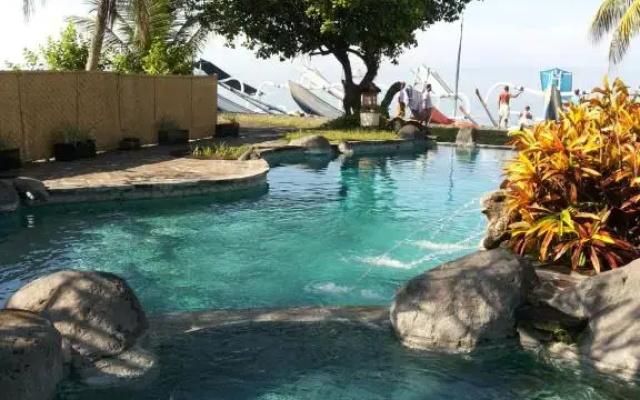 Abalone Resort