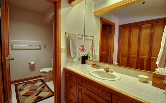 Abode at the Ridge
