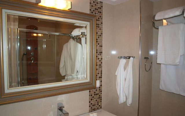 Athens Family Apartments