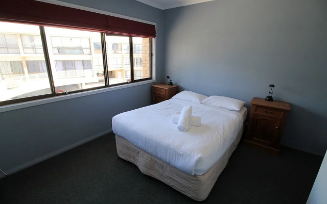 Kirwan Apartment 18 - Large Jindabyne Apartment