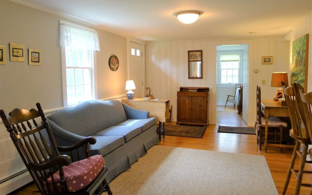 205 Rock Harbor - 2 Bedroom House