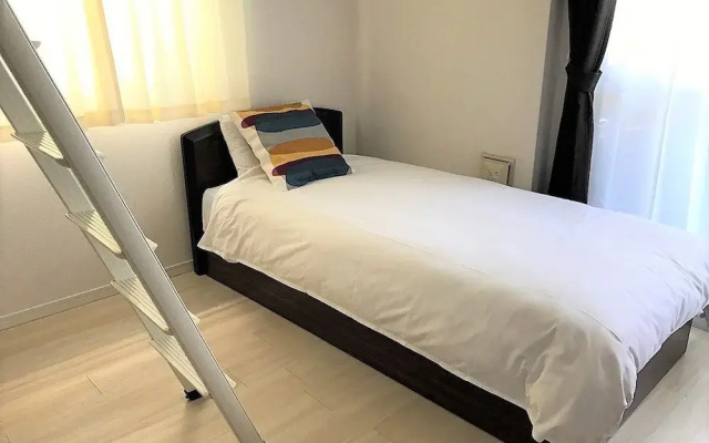 Rebanga Namba Minami Apartment
