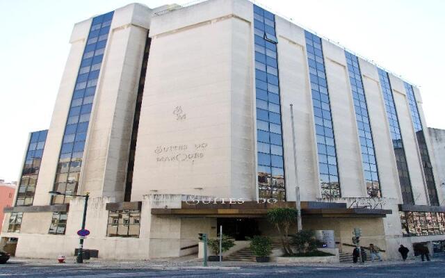 Отель VIP Executive Marquês Aparthotel вид на фасад