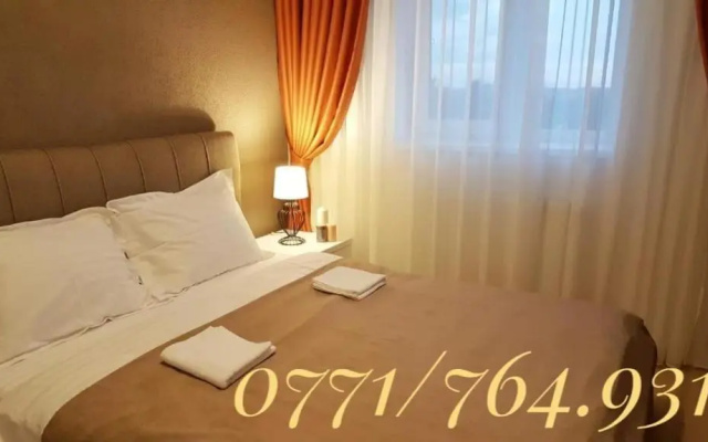 2 Bedrooms - Lovely Central Apartment