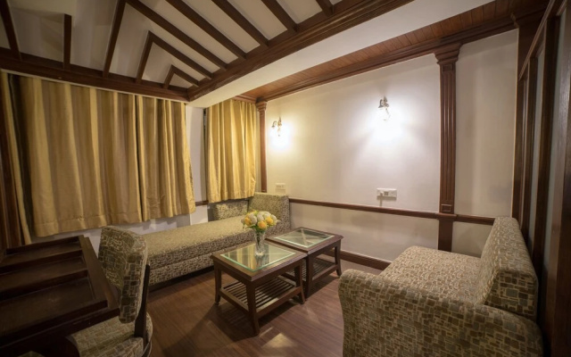 Hotel Brentwood Sanctuary