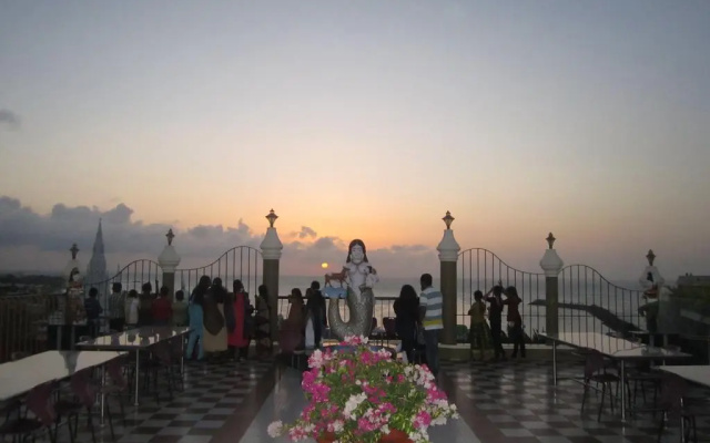 Hotel Chithra