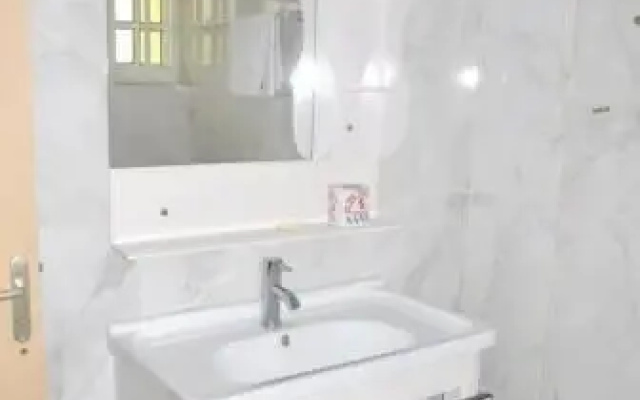 White Horse Hotel Benin