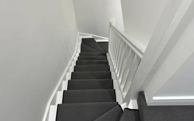 Luxurious London Studios